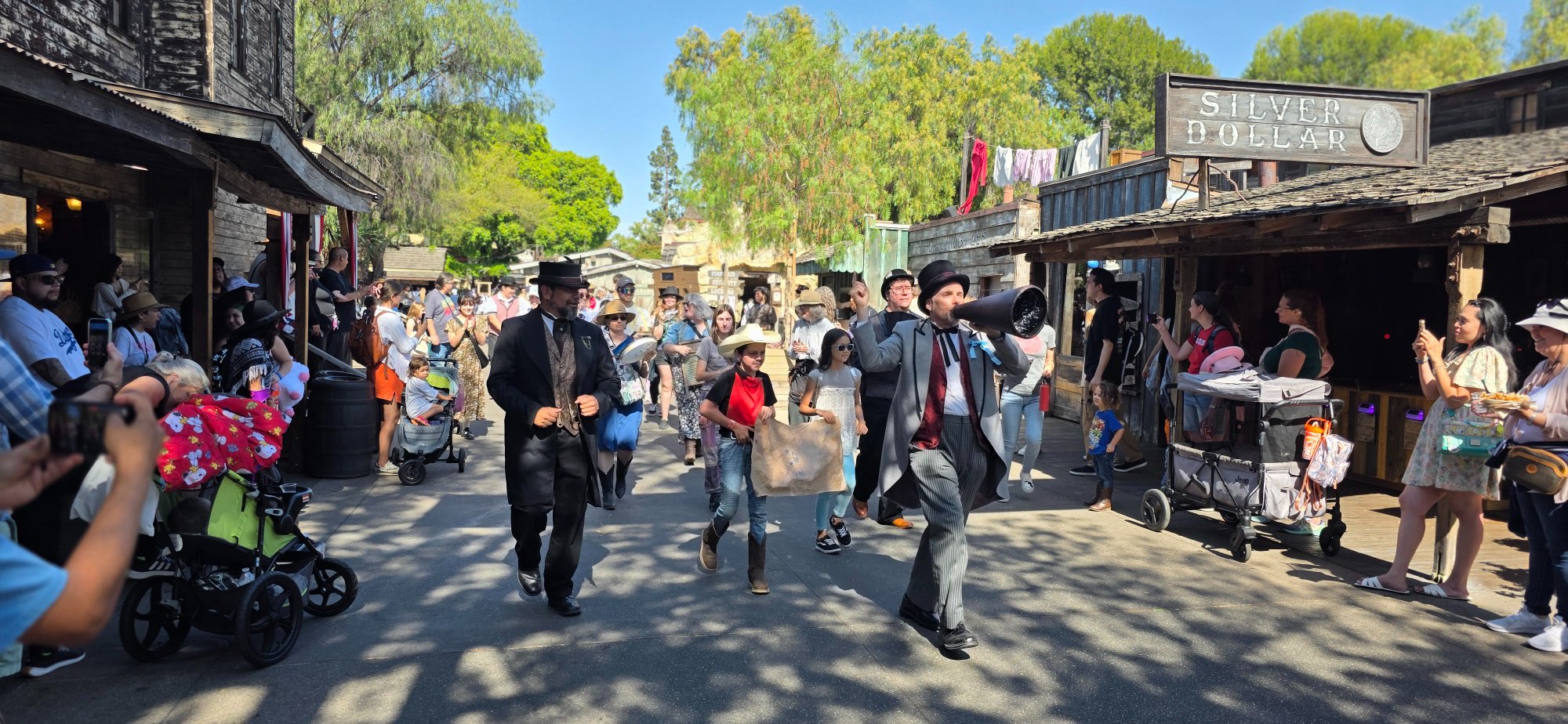 Ghost Town Alive! — Knott's Berry Farm