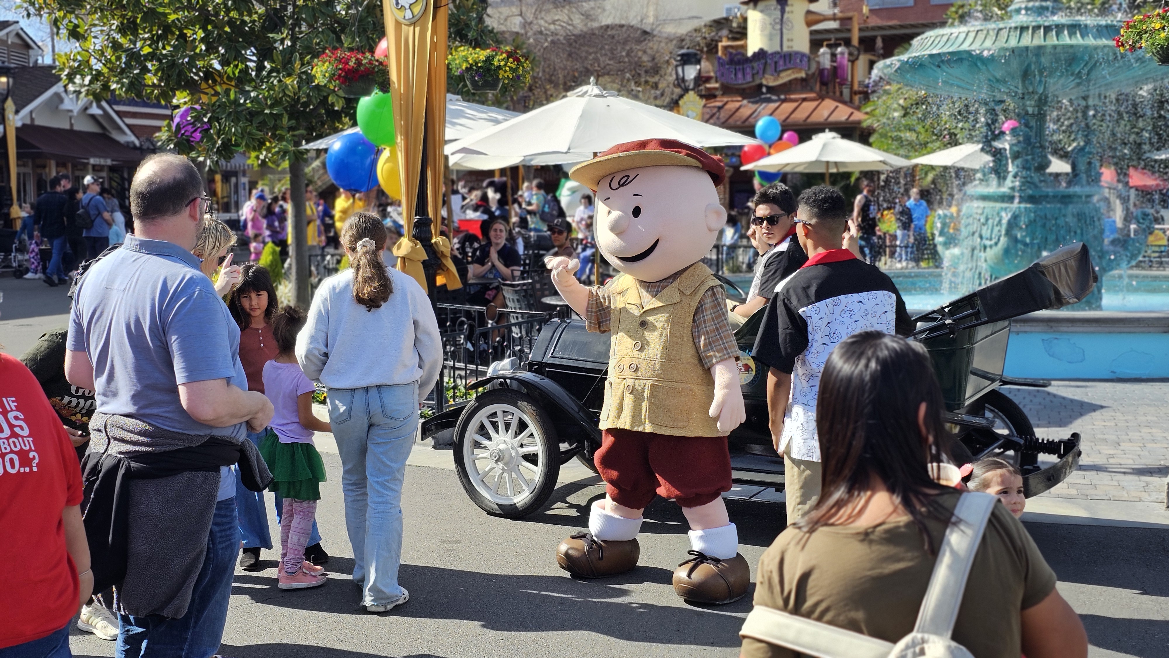 Peanuts on the Go Cavalcade